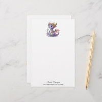 Paarse draak met elegante kroon