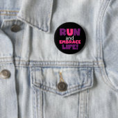 Paarse Embrace Life Roze Ronde Button 5,7 Cm (In situ)