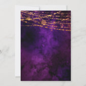 Paarse en gouden kerstcadeautjes kaart (Achterkant)