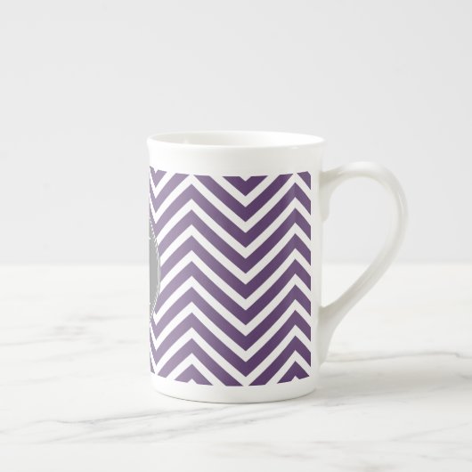 Paarse en grijze Chevron Pattern met monogram Porselein Kop (Rechts)