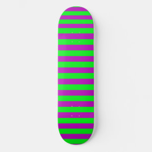 Paarse en groene strepen ontwerp skateboard