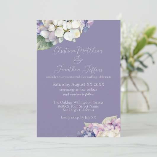 Paarse en Witte Hortensia's op Lavendel Huwelijk Kaart (Staand voorkant)