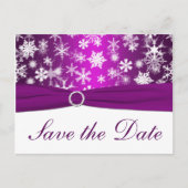 Paarse en witte sneeuwvlokken Save the Date Briefk Aankondigingskaart (Voorkant)