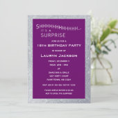 Paarse en zilveren Glitter Surprise Party Verjaard Kaart (Staand voorkant)