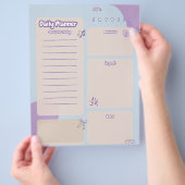 Paarse esthetische dagelijkse plannerpagina flyer (Hand)