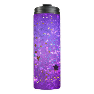 Paarse folieachtergrond met sterren thermosbeker