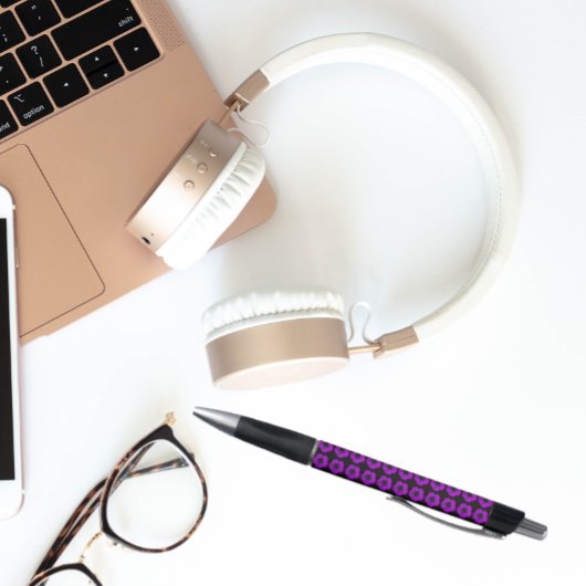 Paarse Geranium op Black Floral Pattern Pen