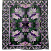 Paarse Geraniumbloemen Abstract vermenigvuldigd Douchegordijn (Voorkant)