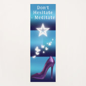 Paarse Glitter Hoge Hak Schoen op Blauwe Gradiënt Yogamat (Voorkant)