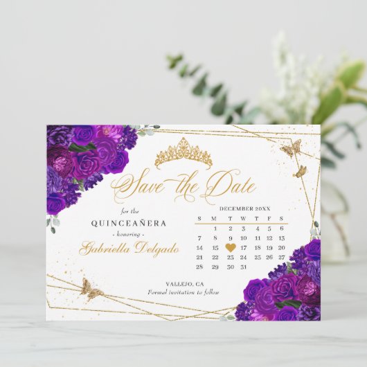 Paarse & gouden quinceañera sparen de datum kaart (Staand voorkant)