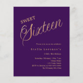 Paarse gouden script elegante Sweet 16 uitnodiging (Voorkant)