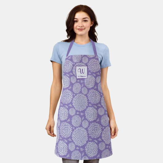 Paarse Hand-getrokken bloemenpatroon Monogram Scho Schort (Gedragen)