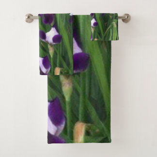Paarse Iris Garden Bad Handdoek