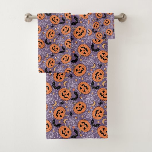 Paarse Jack-O-Lantern Halloweenpatroon Bad Handdoek (Insitu)