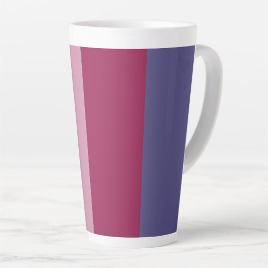 Paarse kleuren strepen latte mok (Rechterhoek)