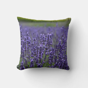 Paarse lavendel bloemen kussen