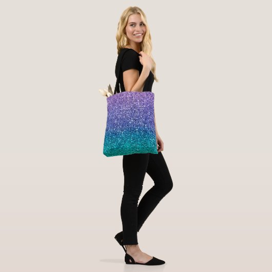 Paarse lavender en Blauwgroen Aqua Green Sparkly G Draagtas (Op model)