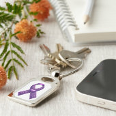 Paarse lint metalen Sleutelhanger (Zijkant)