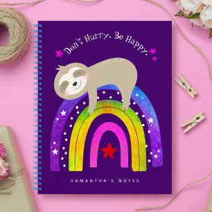 Paarse luiaard op regenboog: neem de tijd, wees ge notitieboek