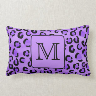 Paarse luipaard print aangepast monogram. kussen