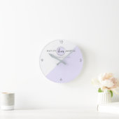 Paarse monogram stijl Aangepaste Logo Ronde Klok (Huis)