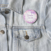 Paarse oma wordt Baby shower Ronde Button 5,7 Cm (In situ)
