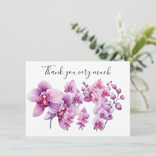 Paarse orchidee met steen op witte achtergrond bedankkaart (Staand voorkant)
