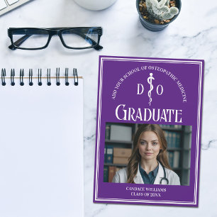 Paarse Osteopathische Medische School Afstuderen F Aankondiging