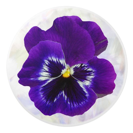 Paarse Pansy Flower Keramische Knop (Voorkant)