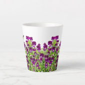 Paarse Pansy Flower Latte Mok (Voorkant)