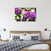 Paarse Pansy verpakte kunstdoek Canvas Afdruk (Insitu (Slaapkamer))