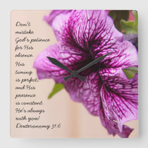 Paarse Petunia, Scripture Quote uit Deuteronomie Vierkante Klok