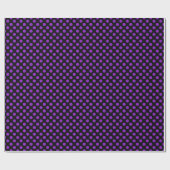 paarse polka-stippen op zwart cadeaupapier (Vlak)