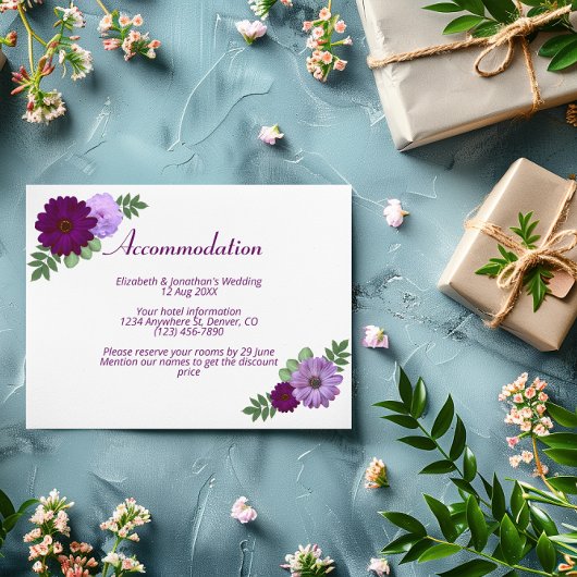 Paarse Pony Floral Wedding Accommodatie Informatiekaartje