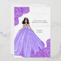 Paarse Quinceanera-jurk en bloemen
