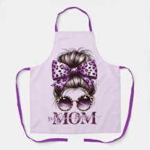 Paarse rommelige Bun Mama Vrouw Baas