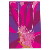 Paarse roze bloemmotief medium cadeauzakje (Achterkant)