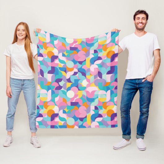 Paarse & Roze Geometrisch Patroon Fleece Deken (In situ)