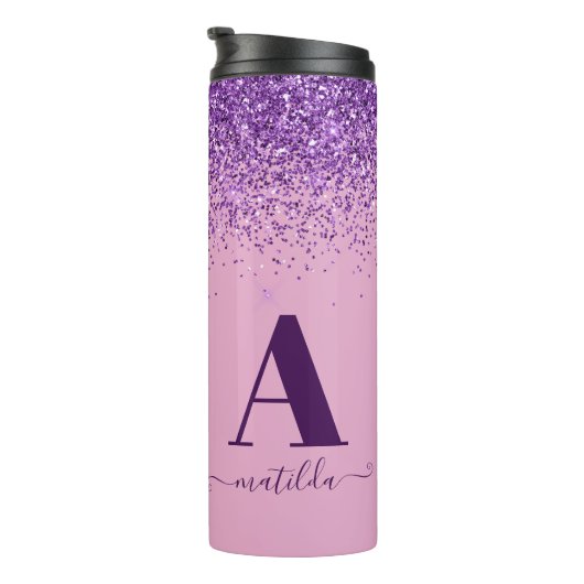 Paarse roze, moderne glittersparkle monogram thermosbeker (Geroteerd rechts)
