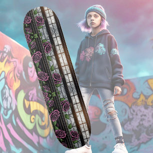 Paarse rozen van het raam - gothische stijl skateboard