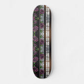 Paarse rozen van het raam - gothische stijl skateboard (Voorkant)
