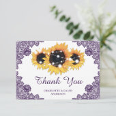 Paarse Rustic Chic Lace Sunflower Wedding Bedankkaart (Staand voorkant)
