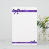 Paarse strikband briefpapier (Staand voorkant)