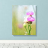 Paarse Thistle Fotografie Canvas afdrukken (Insitu (Houten vloer))