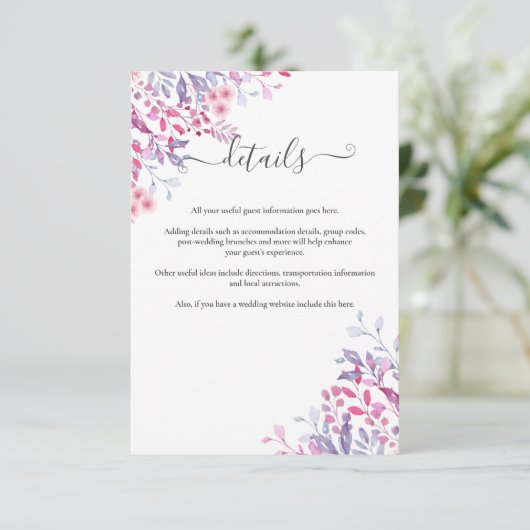 Paarse tinten land wilde bloemen bloemenbruiloft informatiekaartje (Staand voorkant)