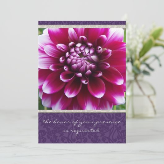 Paarse uitnodiging tot het huwelijk van Fuschia Da (Staand voorkant)