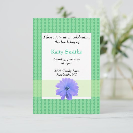 Paarse uitnodiging voor Floral en Diamond Birthday (Staand voorkant)
