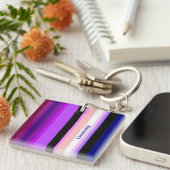 Paarse verticale, meerkleurige strepen sleutelhanger (Voorkant Rechts)