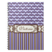 Paarse Victoriaans Wilde West Elegant Damask Notitieboek (Voorkant)