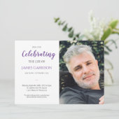 Paarse viering van het leven met fotobegrafenis kaart (Staand voorkant)